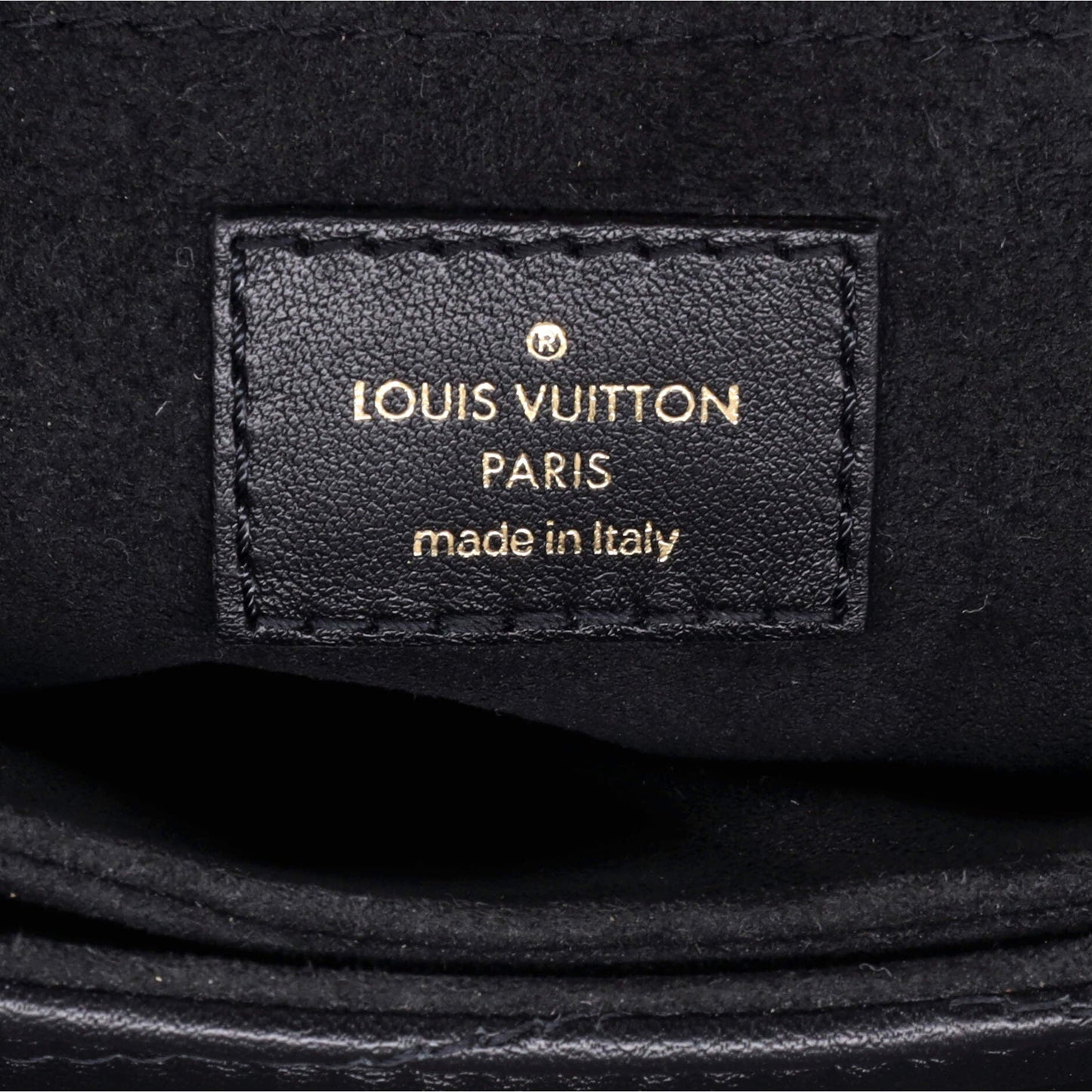 Louis Vuitton New Wave Chain Bag NM Quilted Leather PM