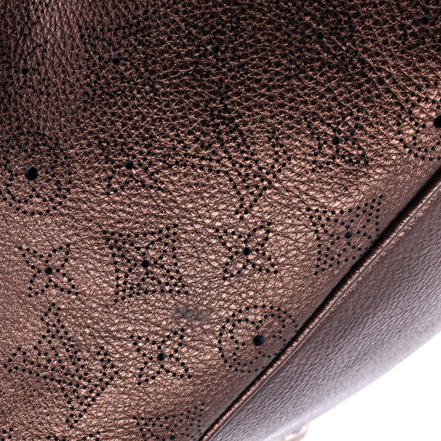 Louis Vuitton XL Hobo Mahina Leather