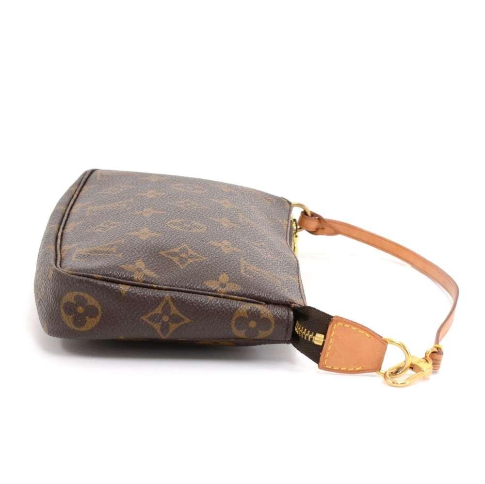 Louis Vuitto Pochette Accessoires Monogram Canvas Handbag