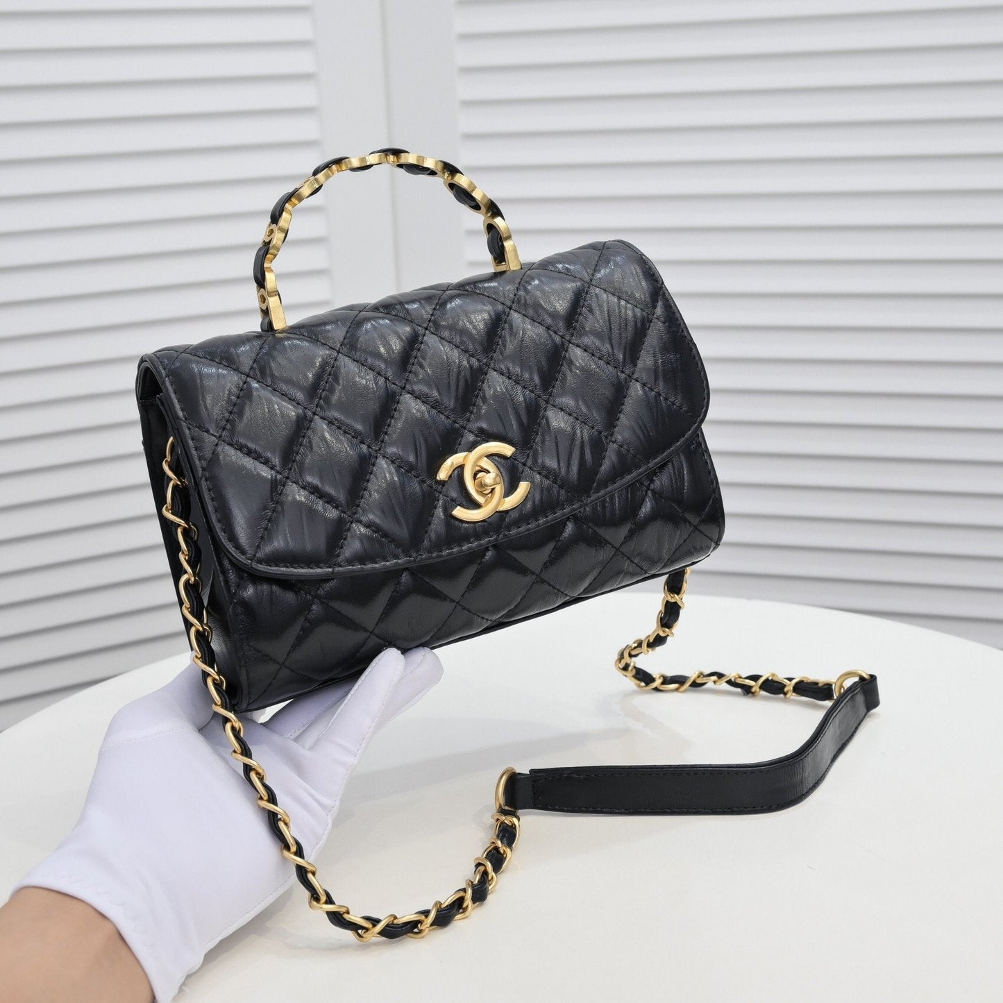 Designer bags by Chanel 082