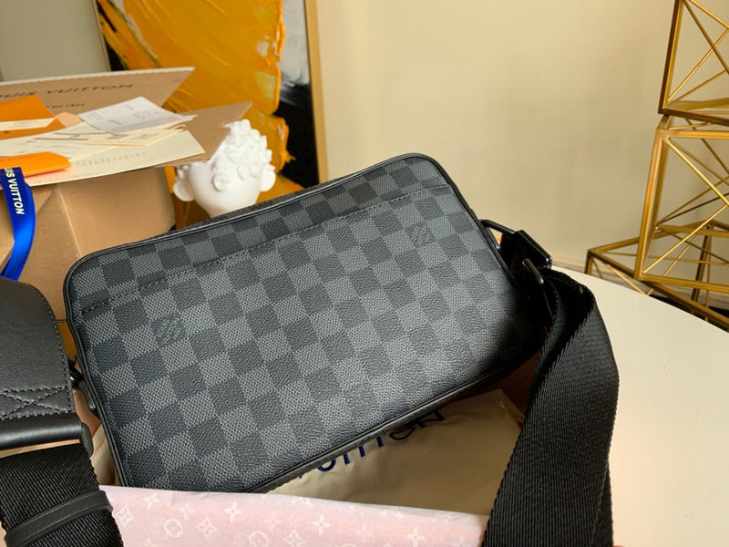 LOV2 Bags - Luxurious Bags  1226