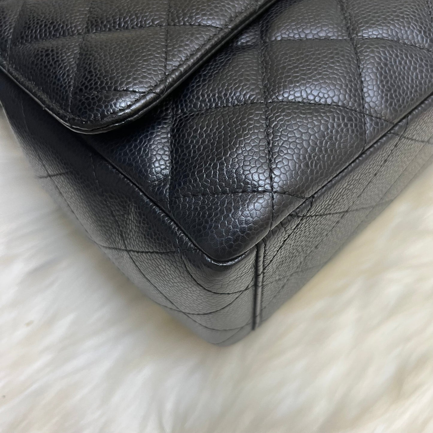 GLM-Maxi Classic Single Flap Bag in Black Caviar and GHW