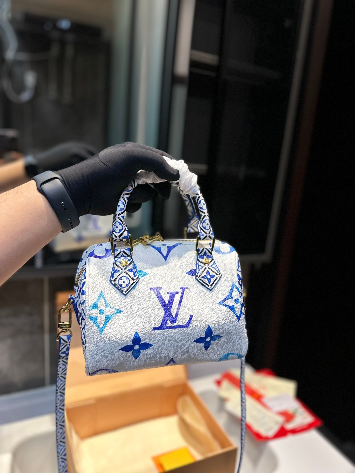 EN - New Arrival Bags LUV 206