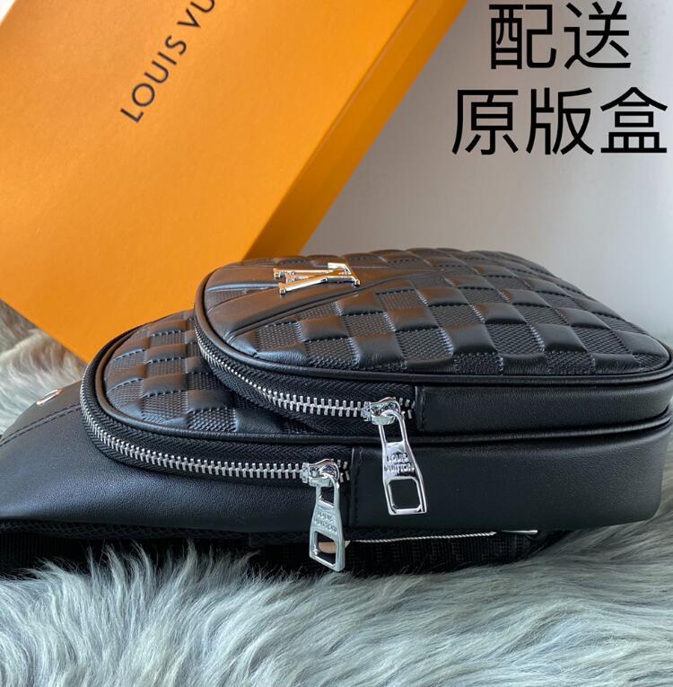 SAMC - LOV Bags - 1060
