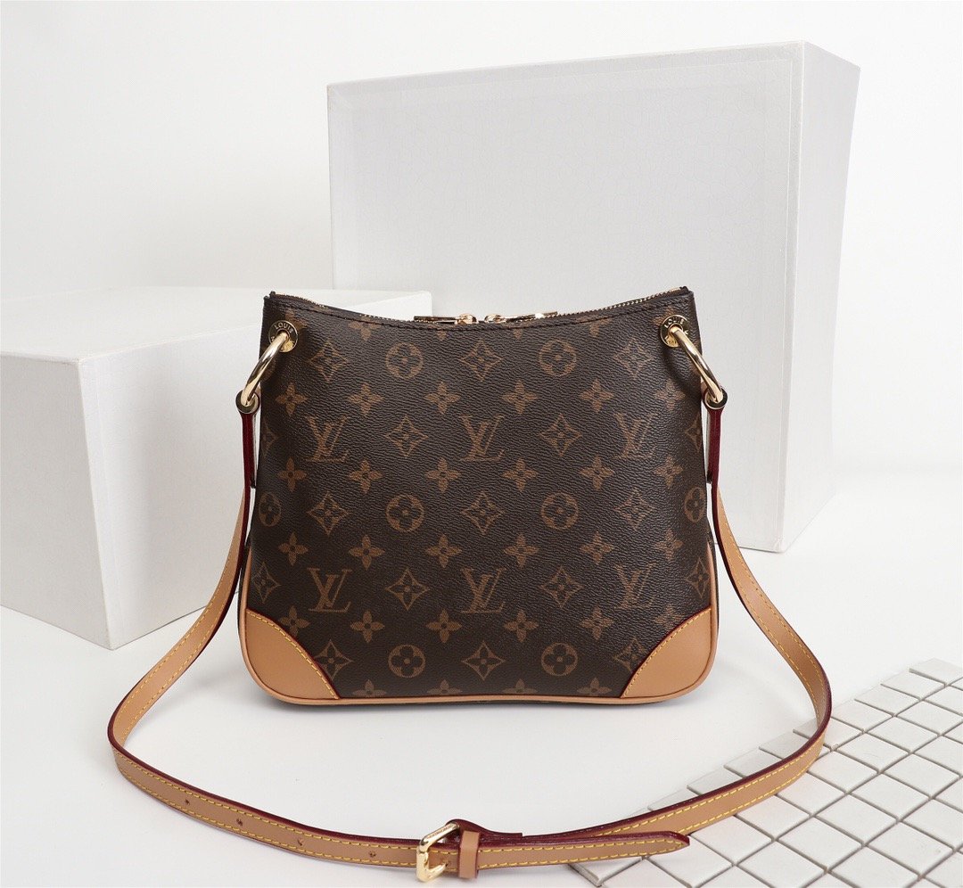 EN - New Arrival Bags LUV 189