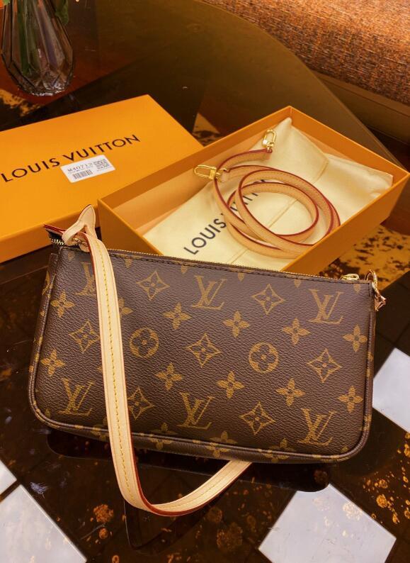 SAMC - LOV Bags - 1583