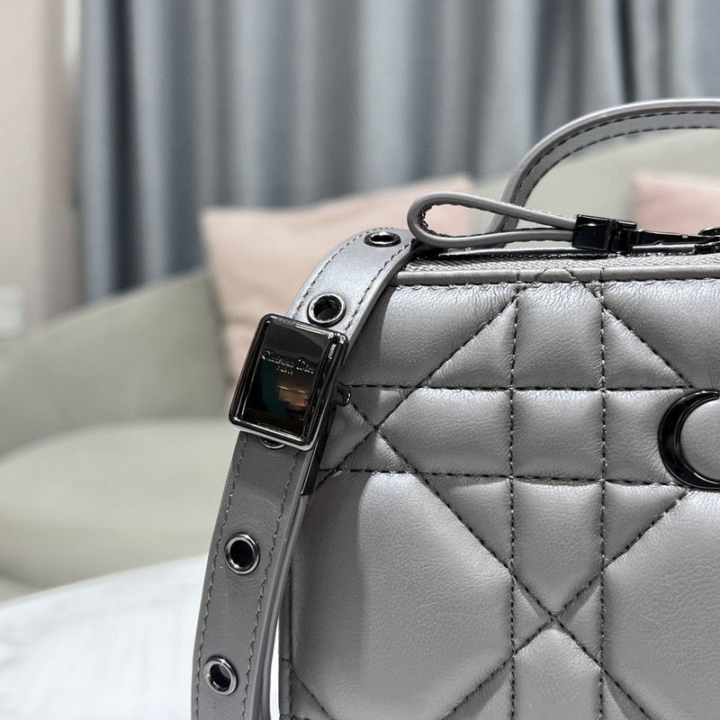 Glami Fashion - DIR Bags - 2025