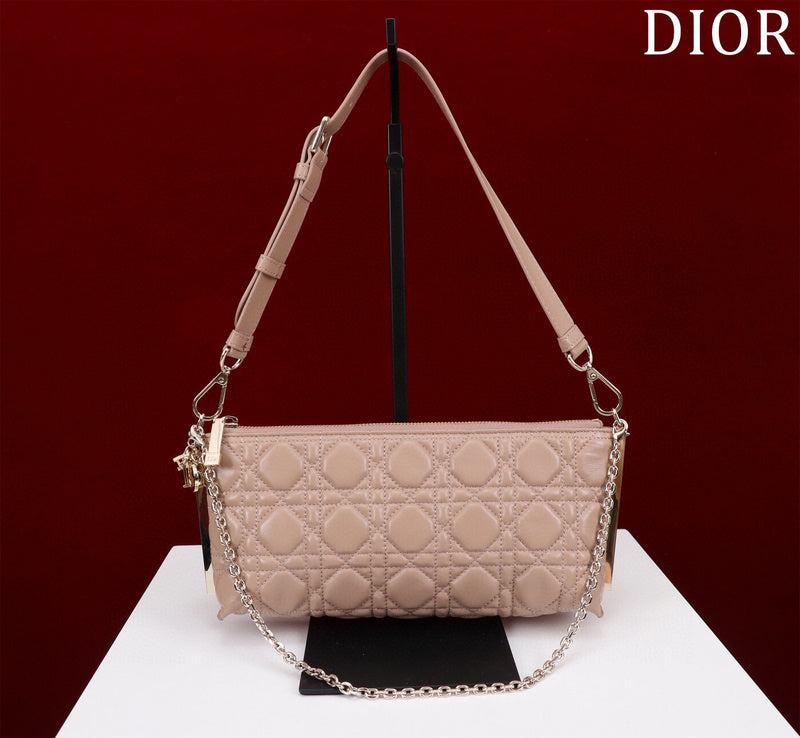 ELE - Dir Bags - 745