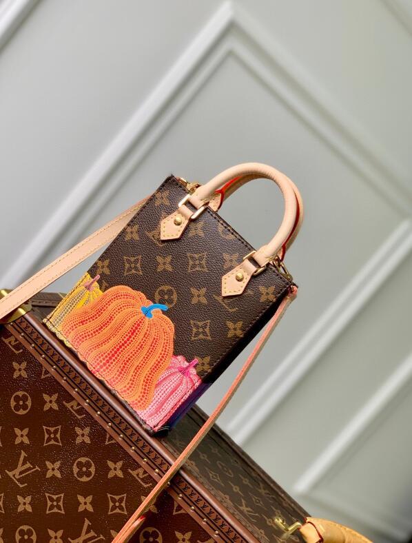 SAMC - LOV Bags - 1240