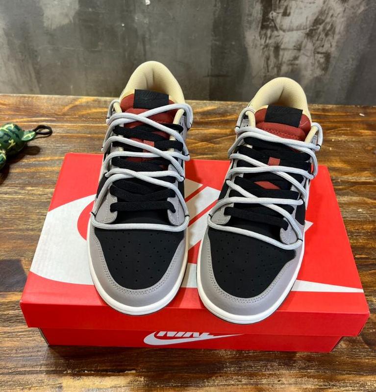 SAMC - NKE Shoes - 261