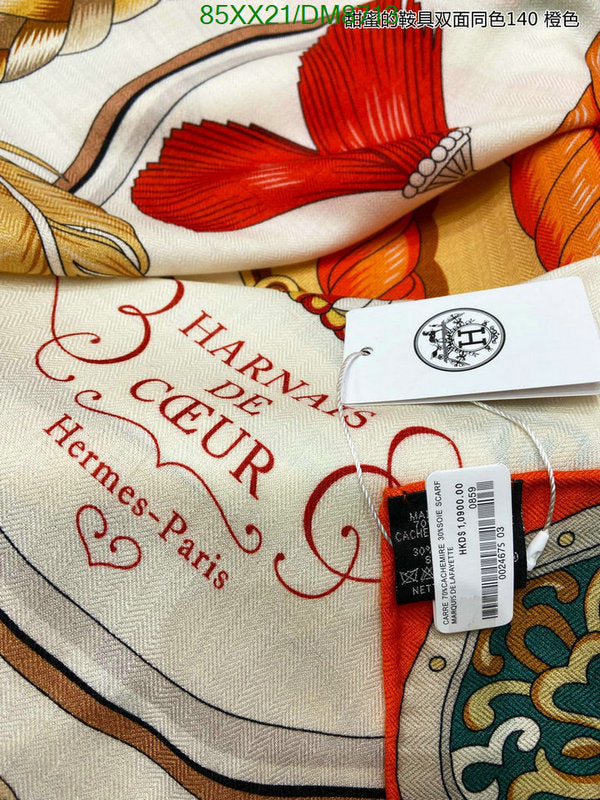 SAMC - HMS Scarves - 017