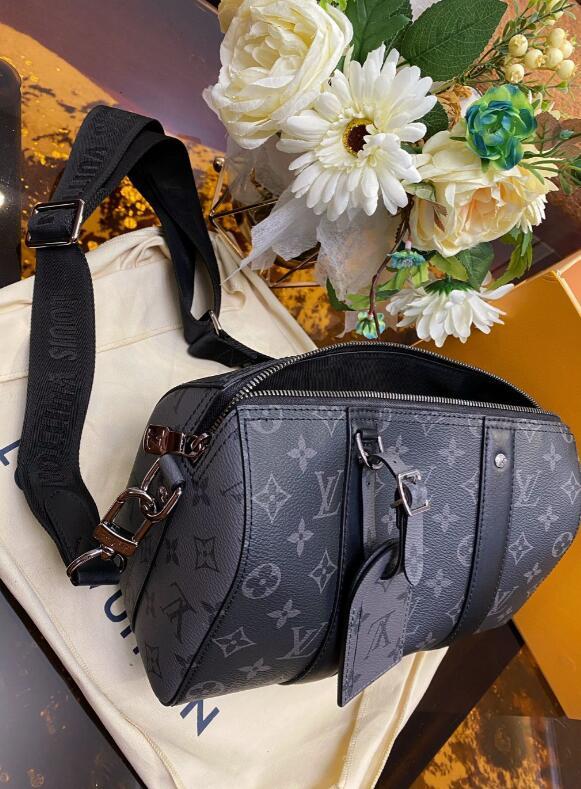 SAMC - LOV Bags - 1606