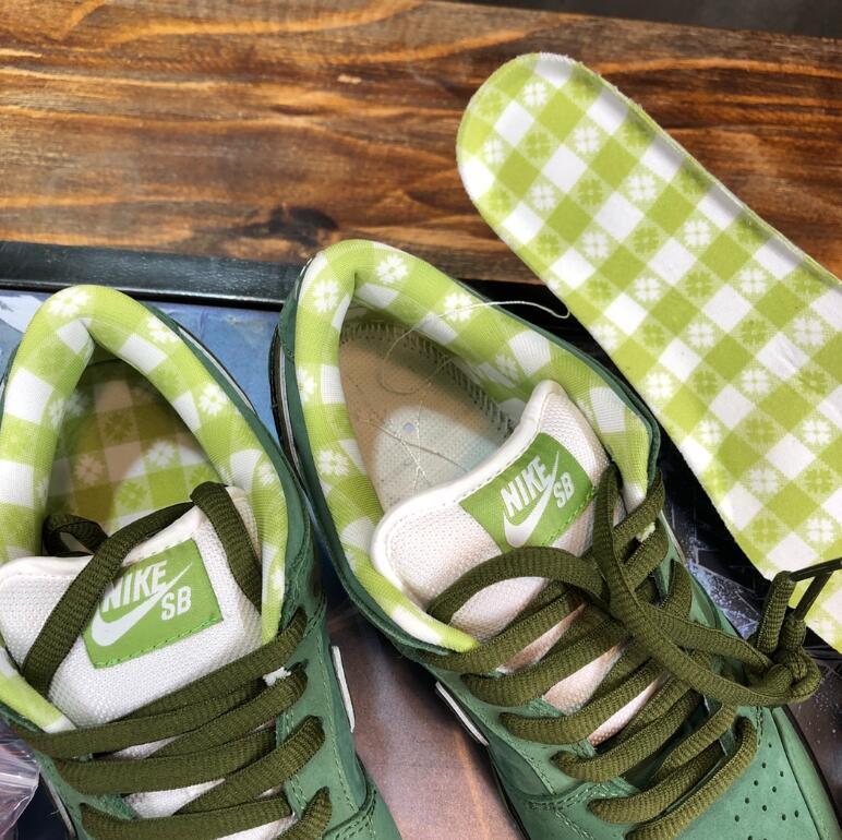SAMC - NKE Shoes - 1744