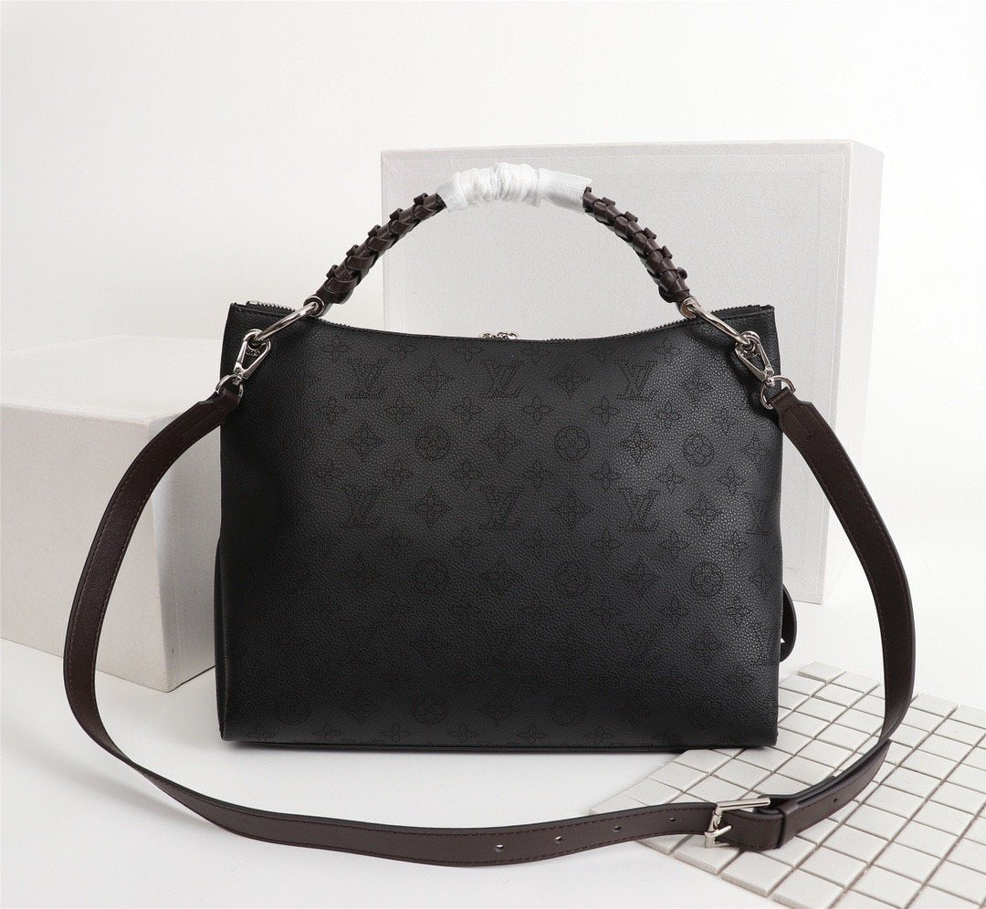 EN - New Arrival Bags LUV 225