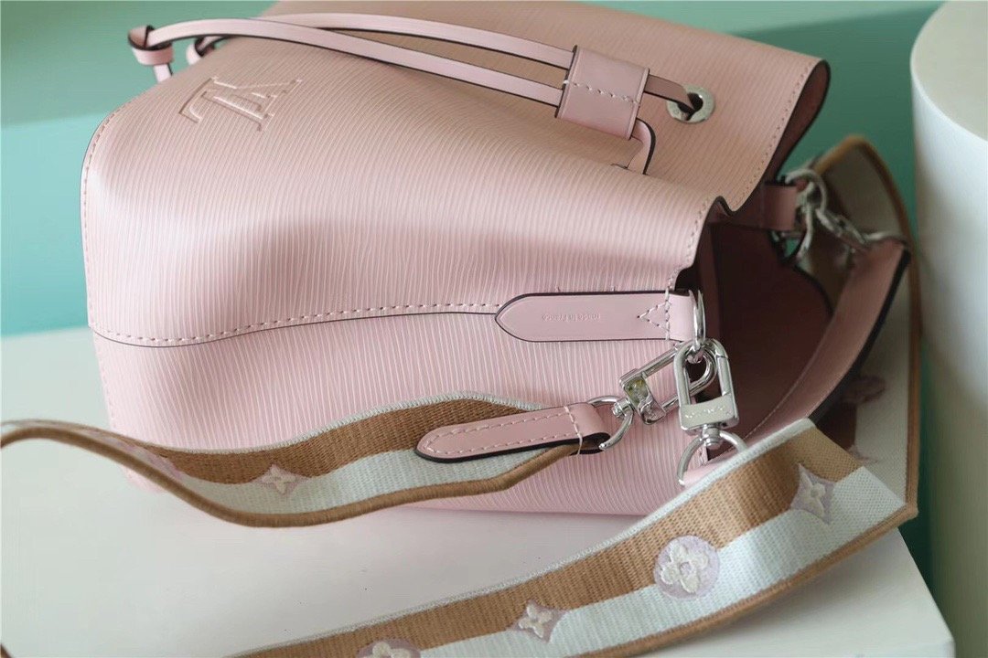 LV NeoNoe GLAMI Epi Beige For Women,  Shoulder And Crossbody Bags 7.9in/20cm LVÃ‚Â 