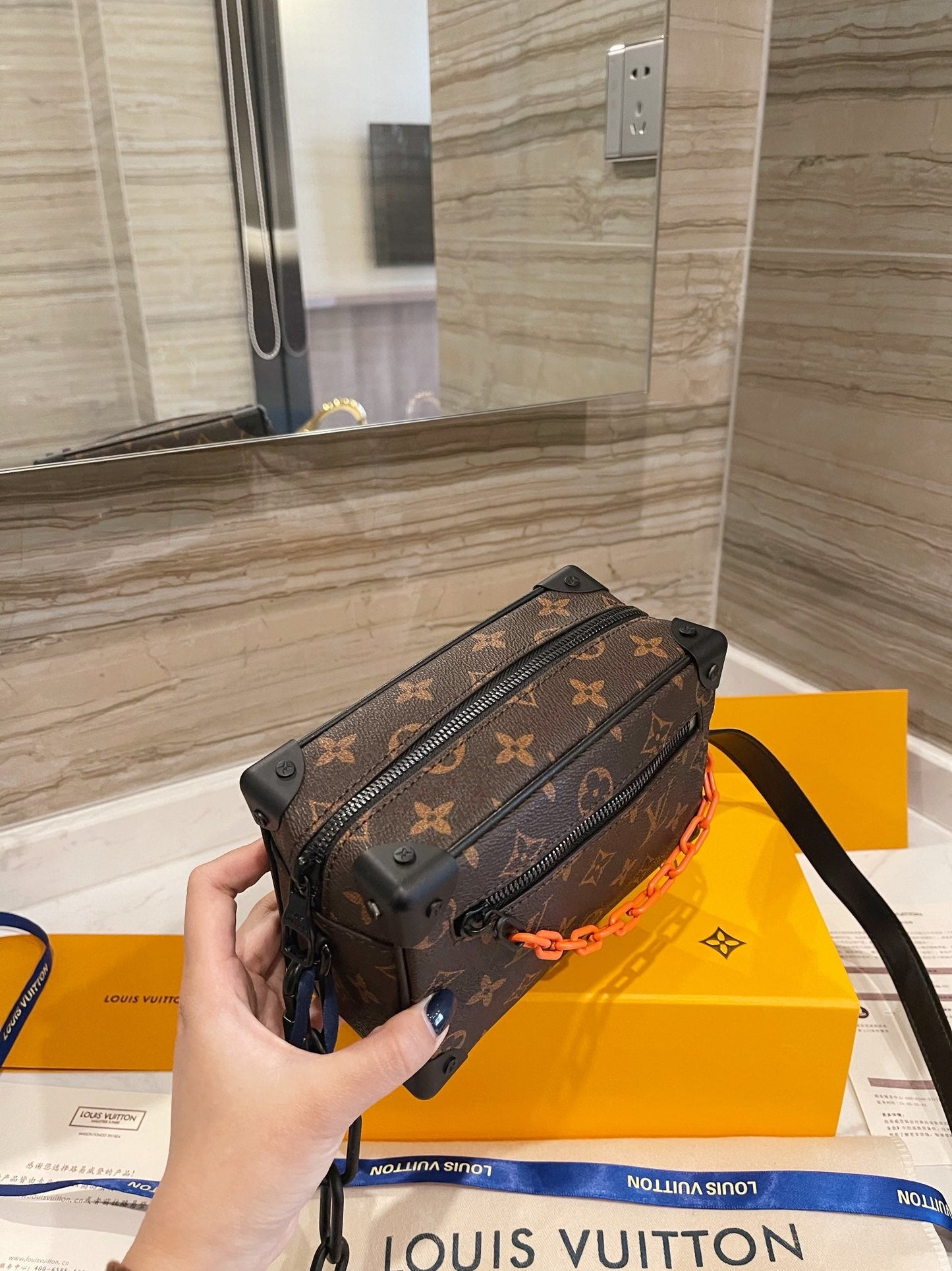 EN - New Arrival Bags LUV 087