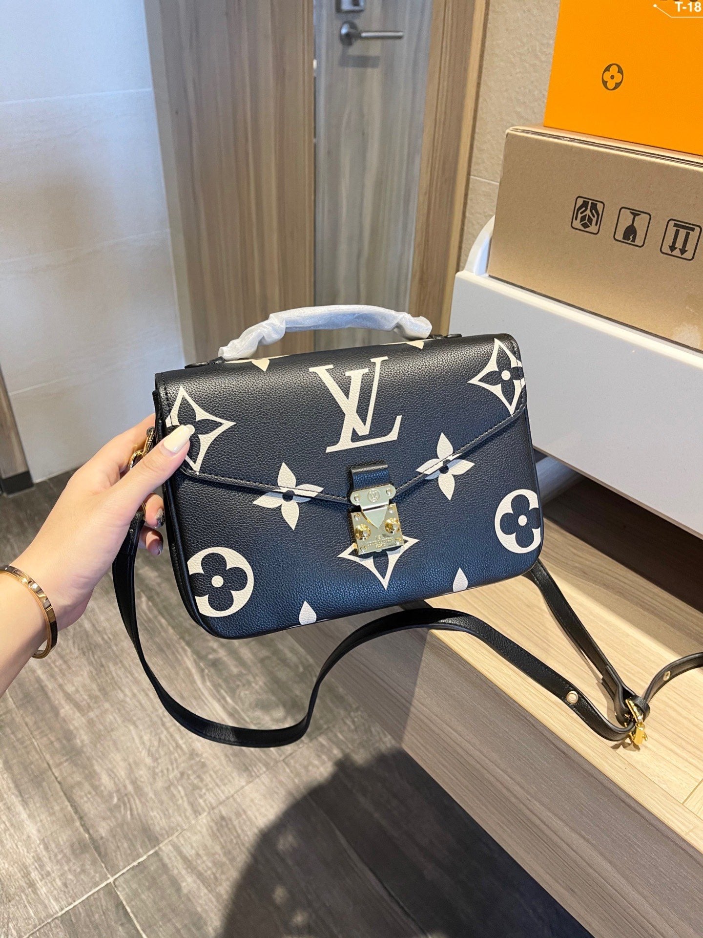 EN - New Arrival Bags LUV 503
