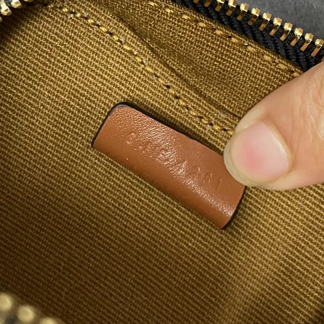 GLAMI Small Heart Crossbody Bag Tan For Women 3in/8cmÃ‚Â 