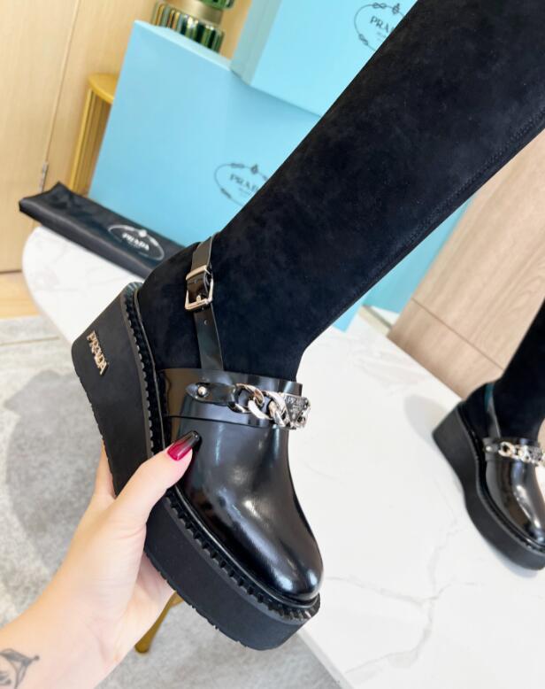 GlamyWomen Shoes - 230