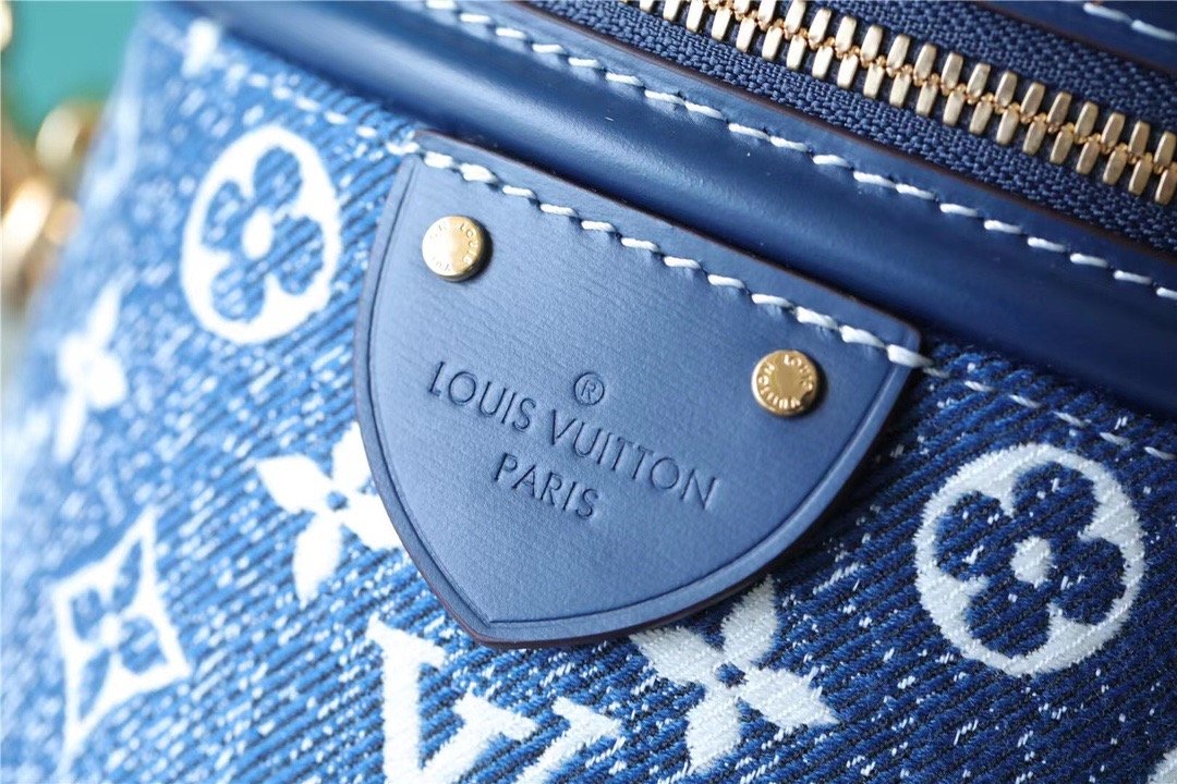 LV Cannes Monogram Denim By Nicolas Ghesquiere For Women, WomenÃ¢â‚¬â„¢s Bags, Shoulder And Crossbody Bags 6.7in/17cm LV