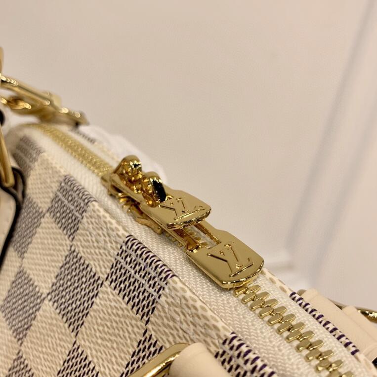 SAMC - LOV Bags - 1775