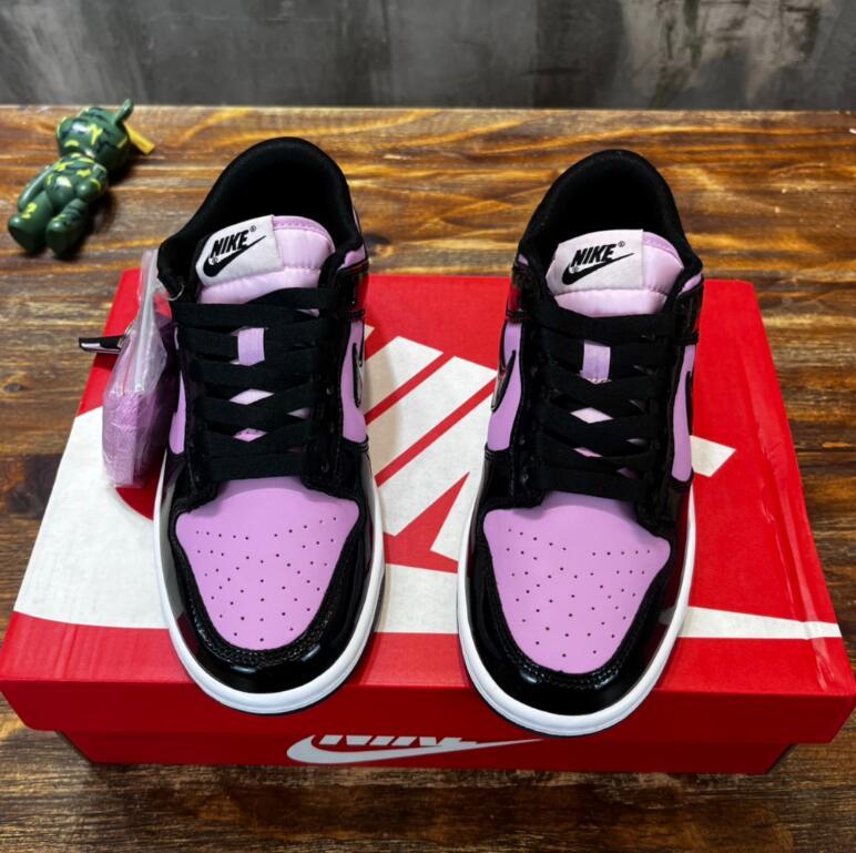 SAMC - NKE Shoes - 828