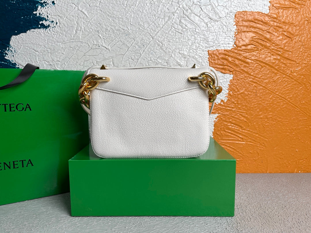 GLAMI Mount White, For Women, WomenÃ¢â‚¬â„¢s Bags 8.3in/21cm 667399V12M09009