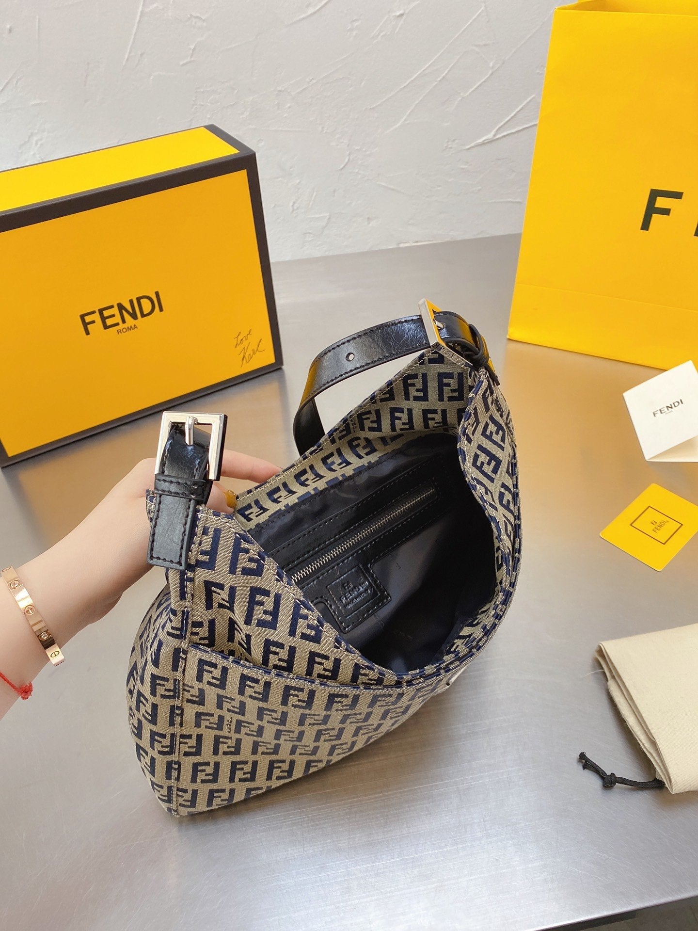 EN - New Arrival Bags FEI 231