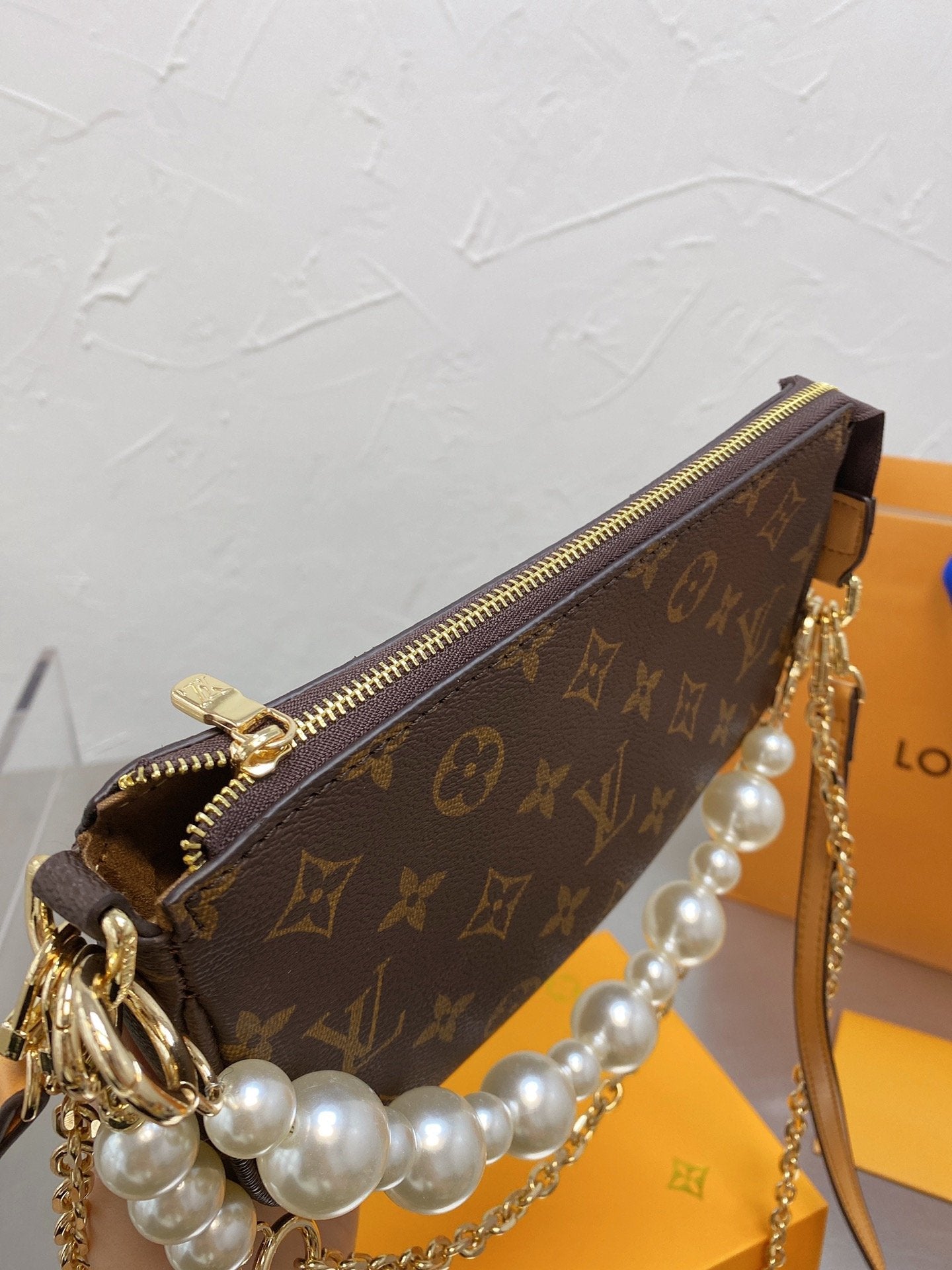 EN - New Arrival Bags LUV 080