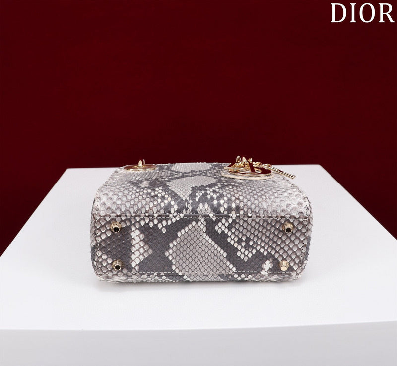 ELE - Dir Bags - 111