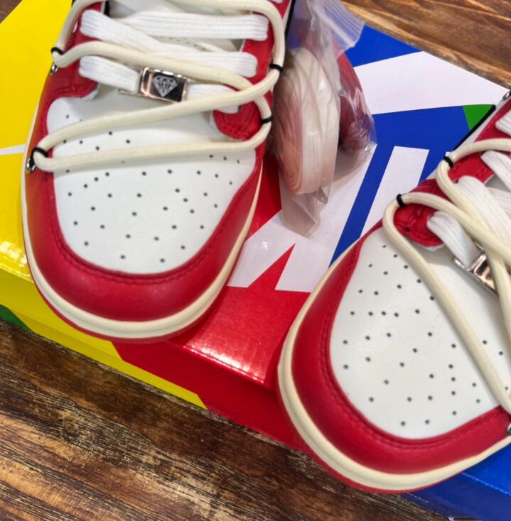 SAMC - NKE Shoes - 807