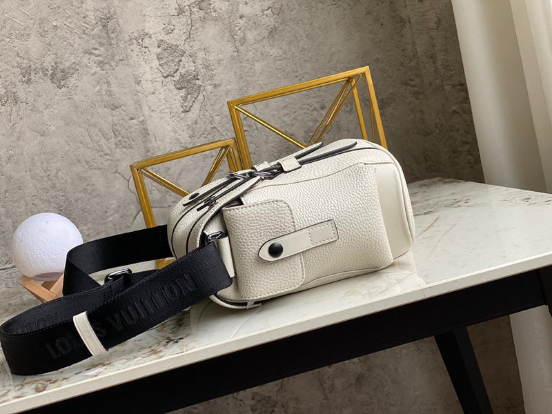 LOV2 Bags - Luxurious Bags  1210