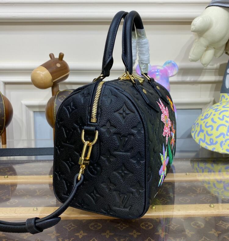 SAMC - LOV Bags - 982