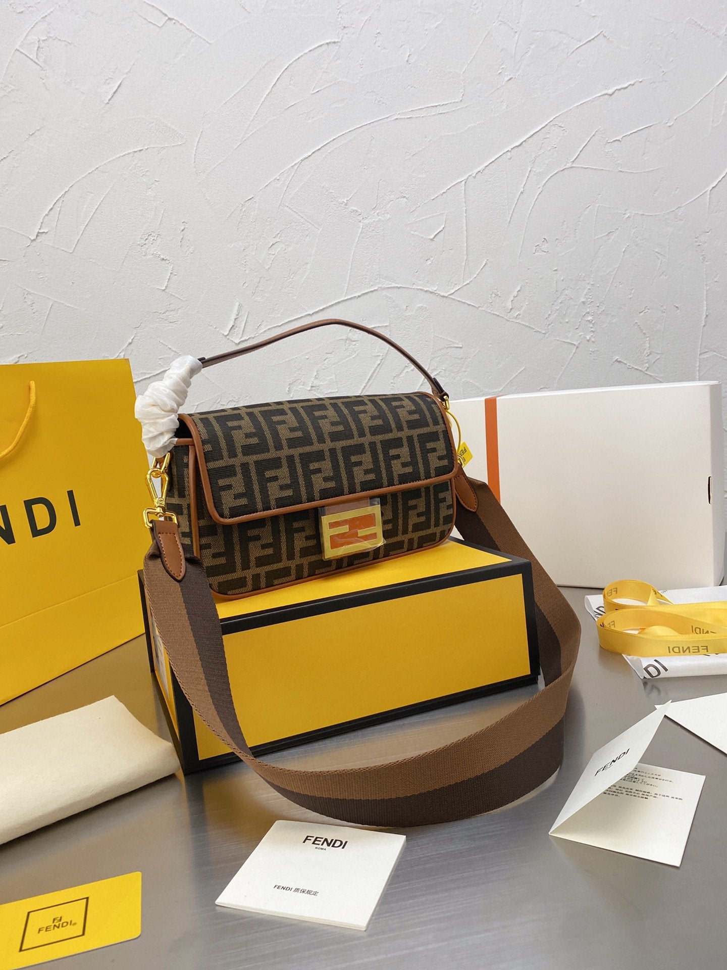 EN - NEW Arrival Bags FEI 136