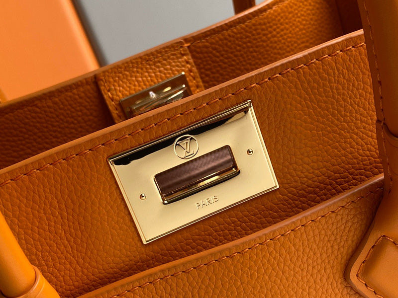 LOV2 Bags - Luxurious Bags  1041