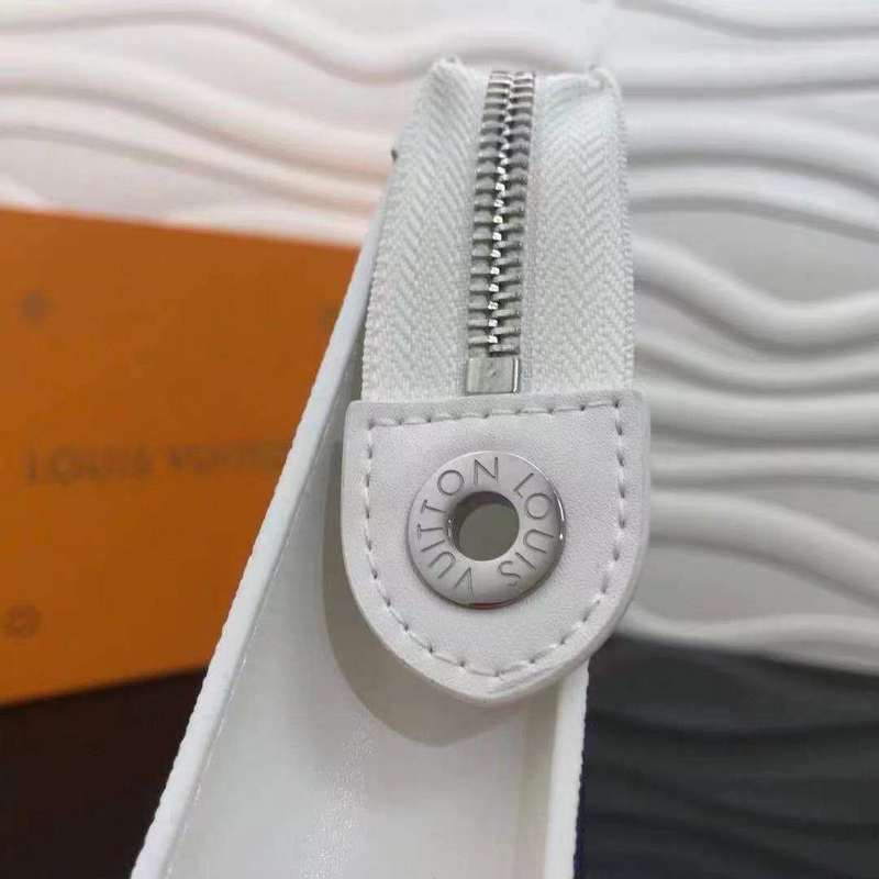 LOV2 Bags - Luxurious Bags  1124