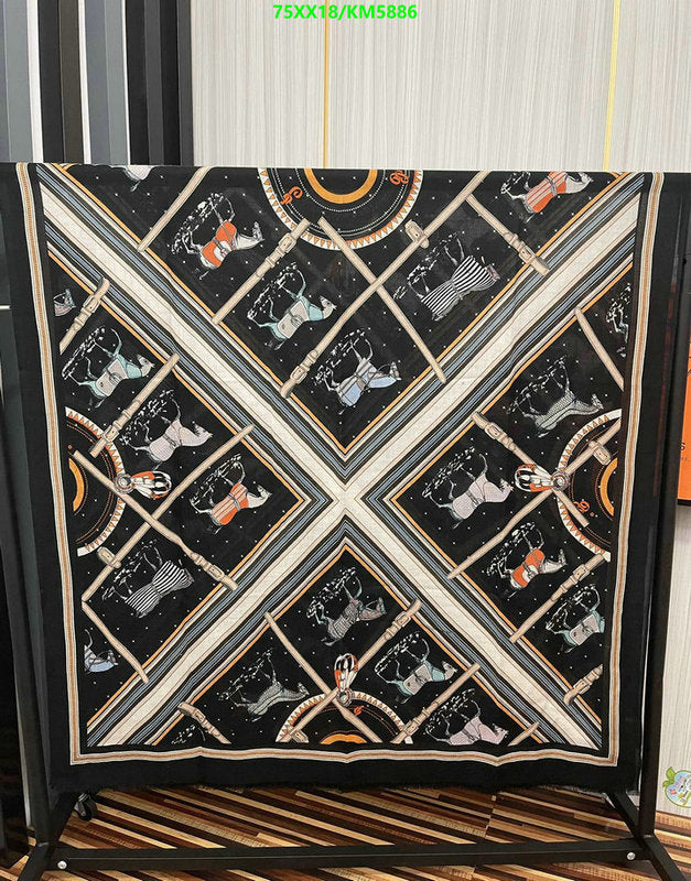 SAMC - HMS Scarves - 039