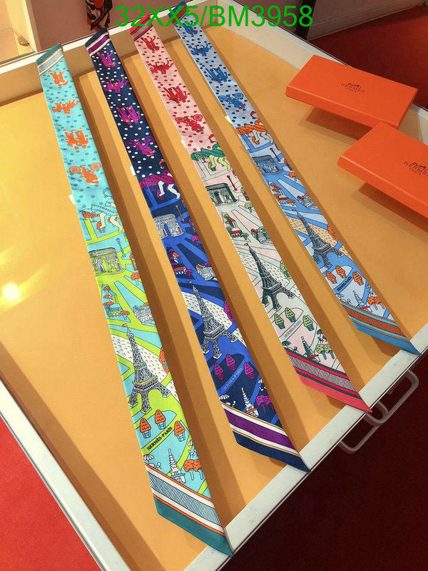 SAMC - HMS Scarves - 237