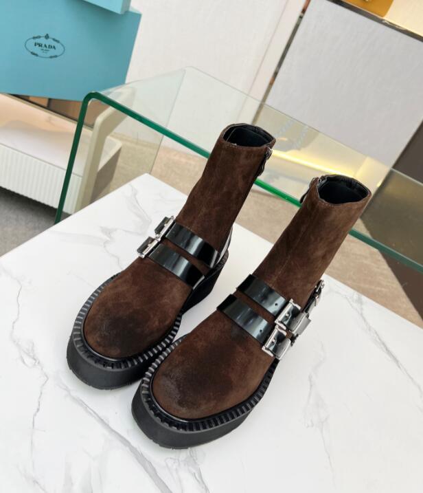GlamyWomen Shoes - 220