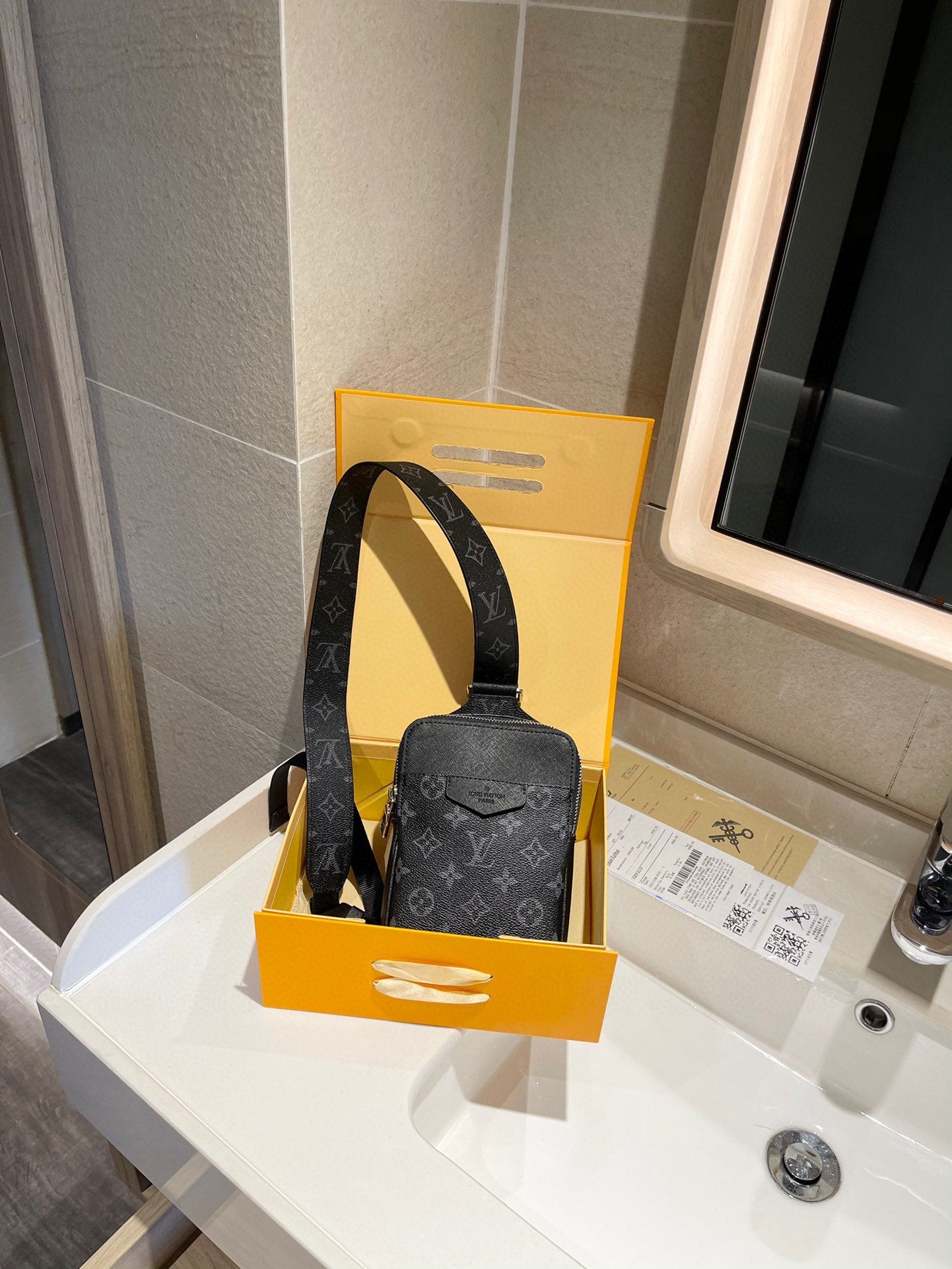 EN - New Arrival Bags LUV 484