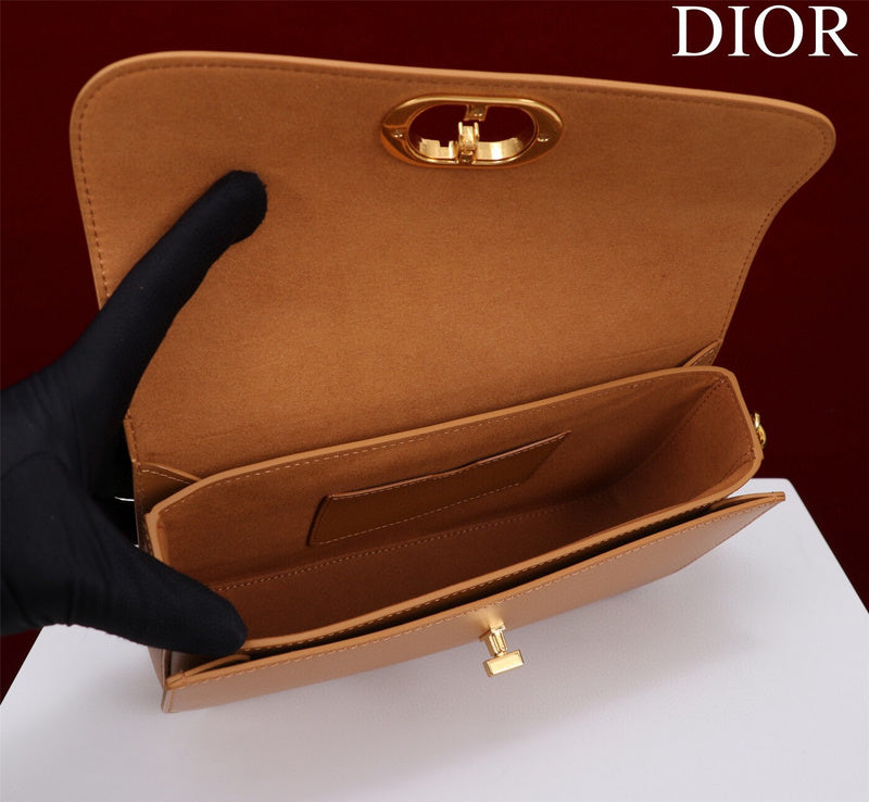 ELE - Dir Bags - 1429