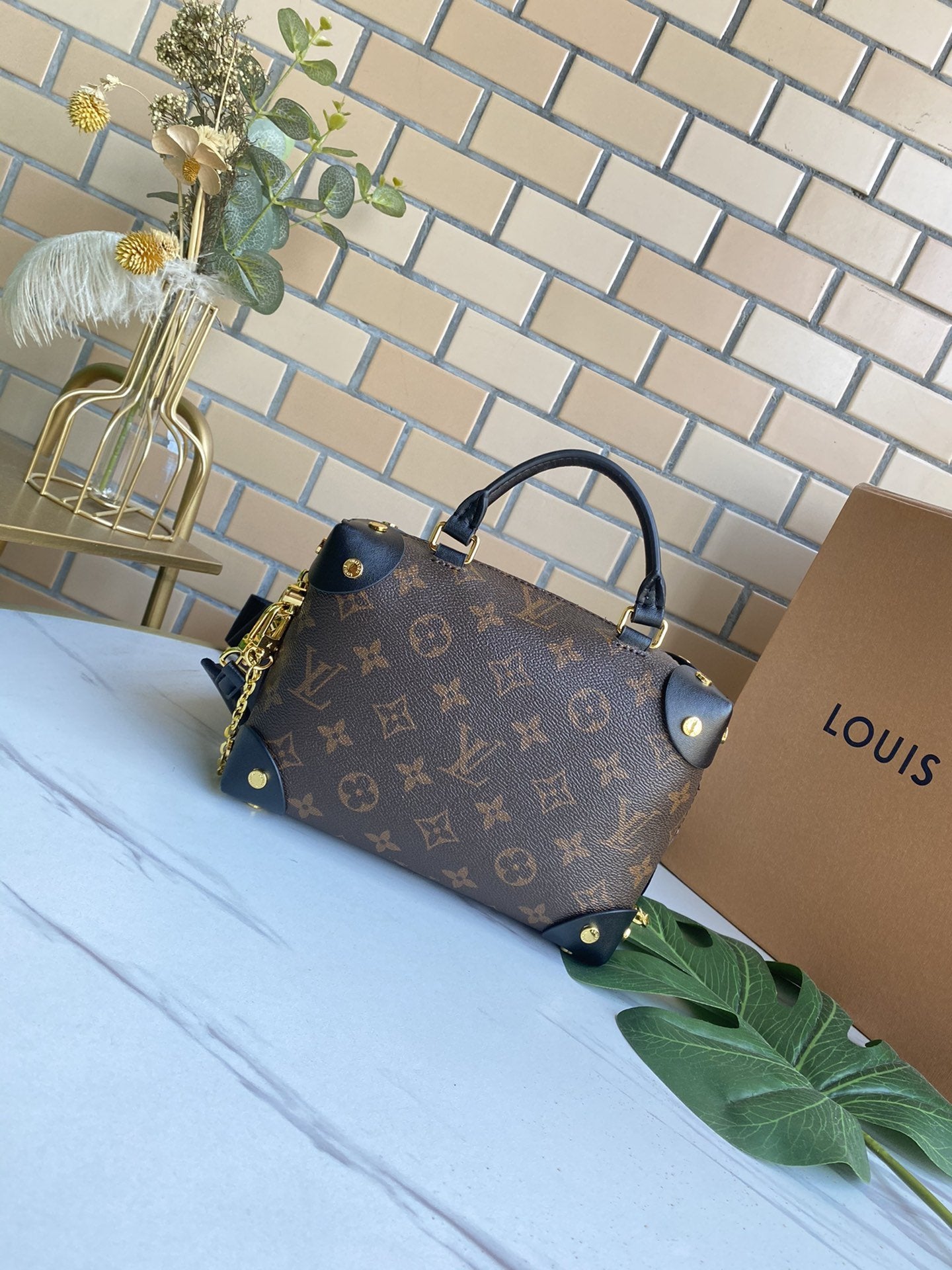 EN - New Arrival Bags LUV 107