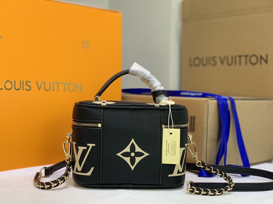 EN - New Arrival Bags LUV 097