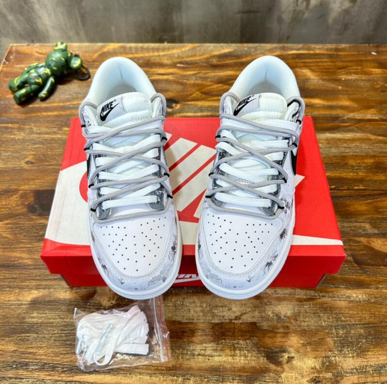 SAMC - NKE Shoes - 133