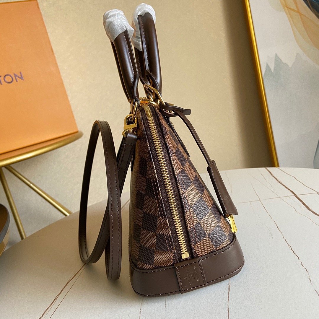 EN - New Arrival Bags LUV 142