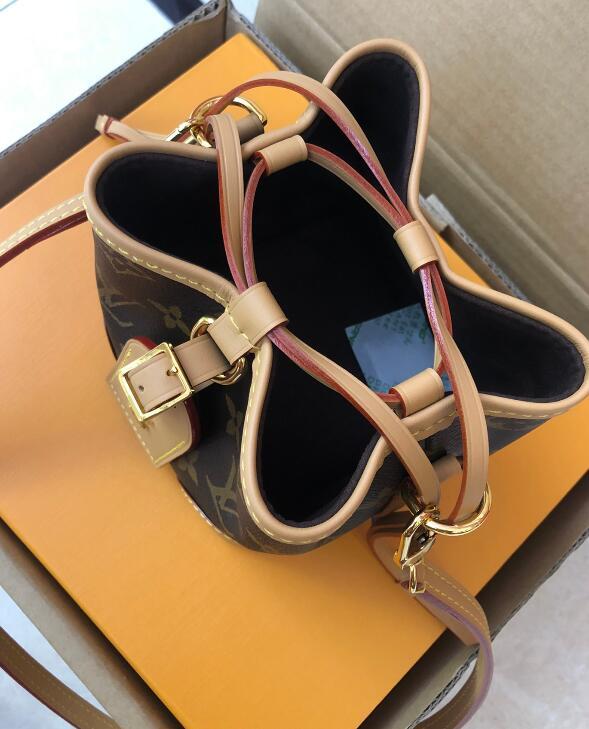 SAMC - LOV Bags - 2543