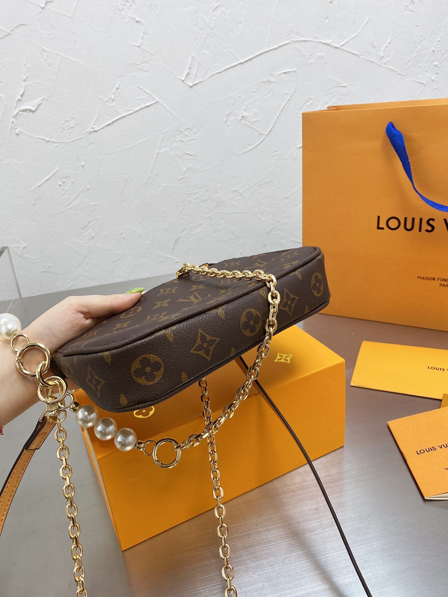 EN - New Arrival Bags LUV 080