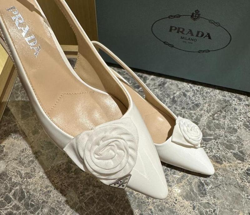 GlamyWomen Shoes - 232