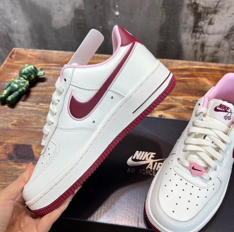 SAMC - NKE Shoes - 602