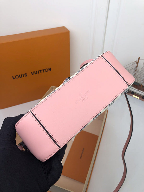 LOV2 Bags - Luxurious Bags  1060